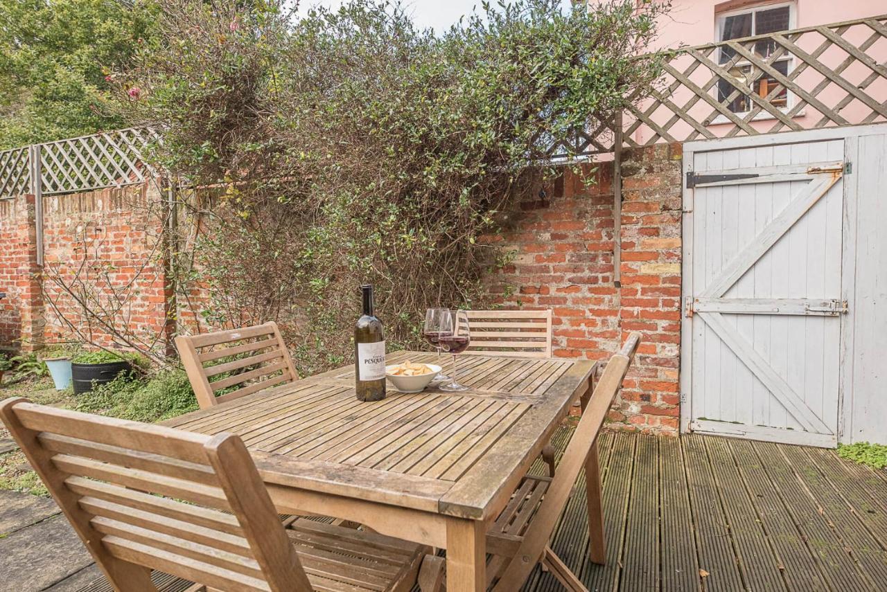 Pelican Cottage, Aldeburgh Bagian luar foto
